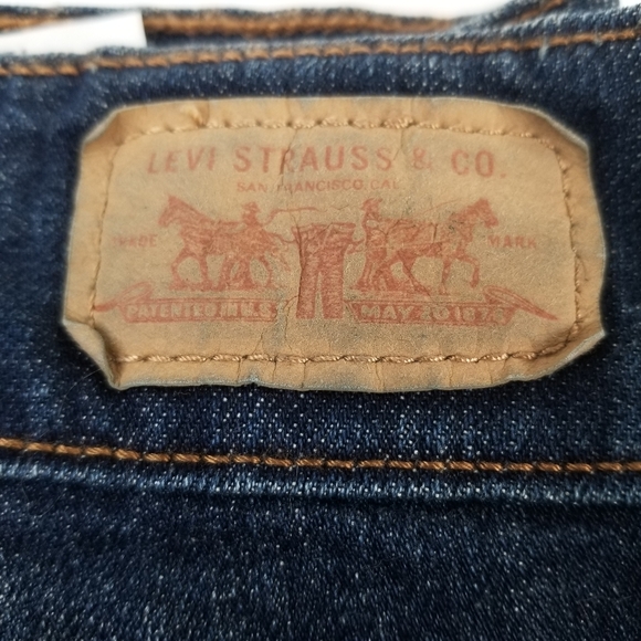 Levis 526 Women's Slender Boot Cut Jeans Size 12 S/C Very Good Condition - Picture 10 of 15